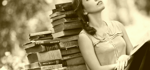 девушка пишет книги